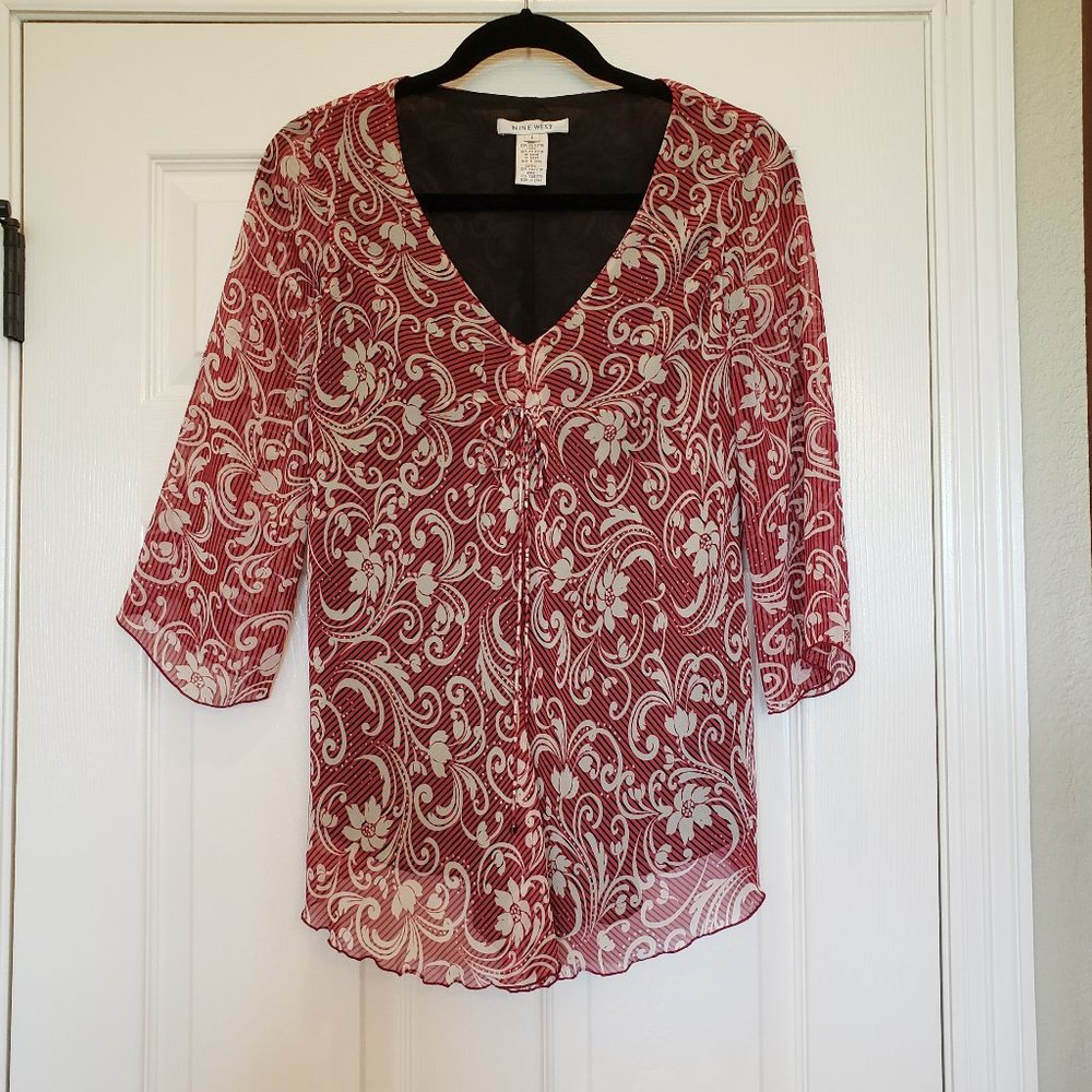 Nine West Sheer Red Print Tunic Size 6 V-neck Black underlay